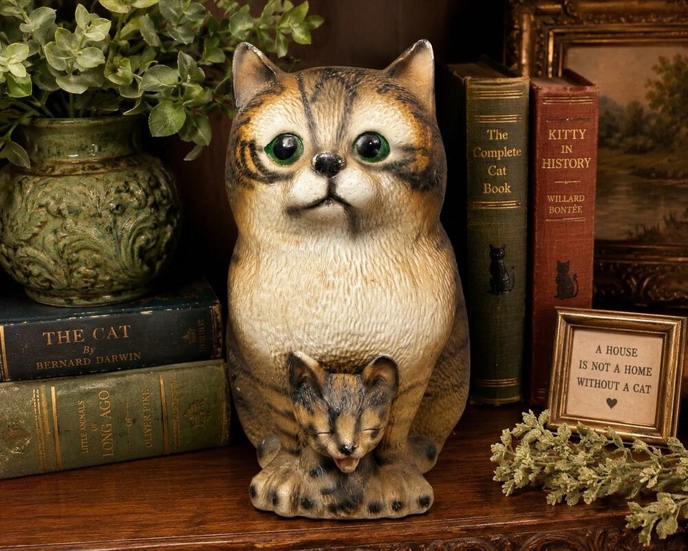Vintage Harvey Knox Kingdom Cat & Kitten Figurine 10" Green Eyes Taiwan